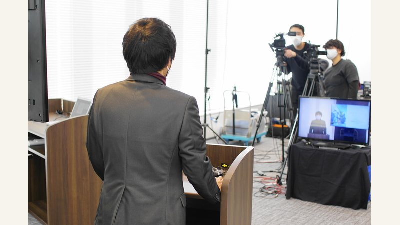 ZOOMを活用して、貸し会議室を配信スタジオに!